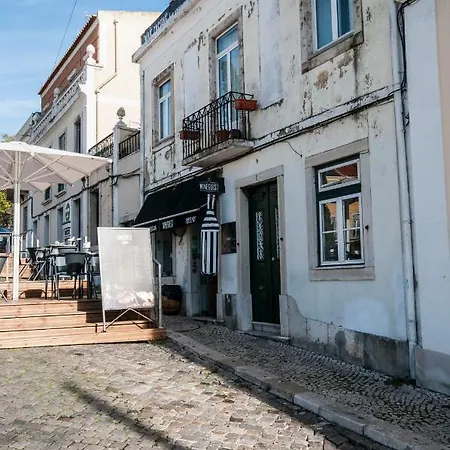 Apartamento Jerónimos 6 *